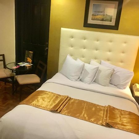 Lourdes Suites Makati City Exterior foto