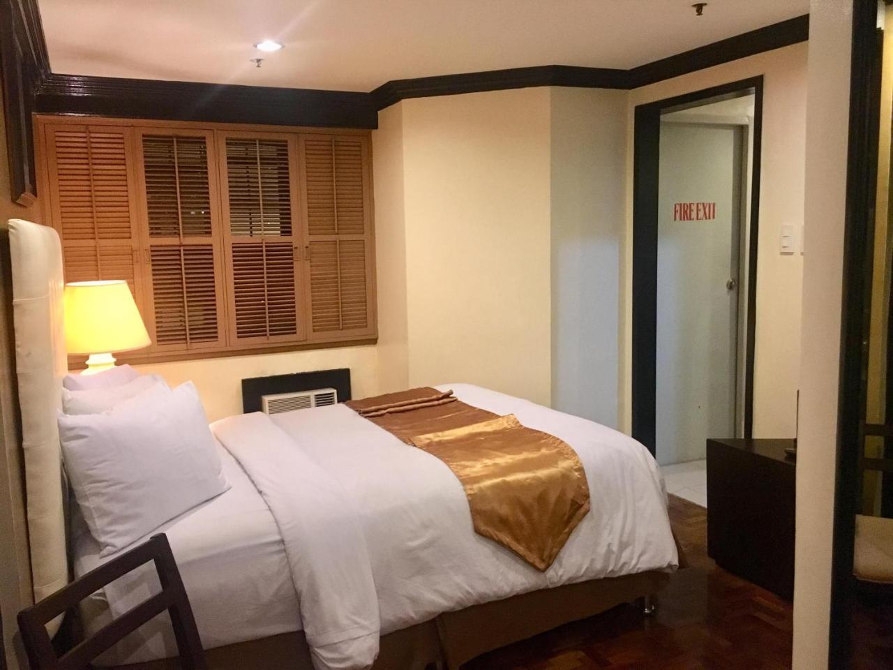 Lourdes Suites Makati City Exterior foto